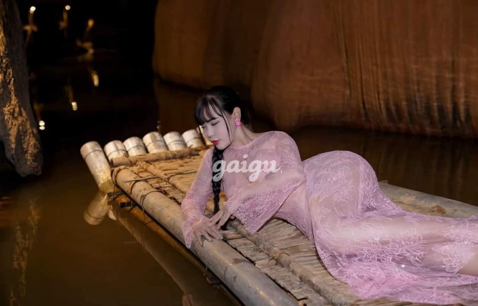 CHERRY 2K5 Hàng Mới Em Gái Dâm Non Tơ Dâm Đãng - Tình Cảm.