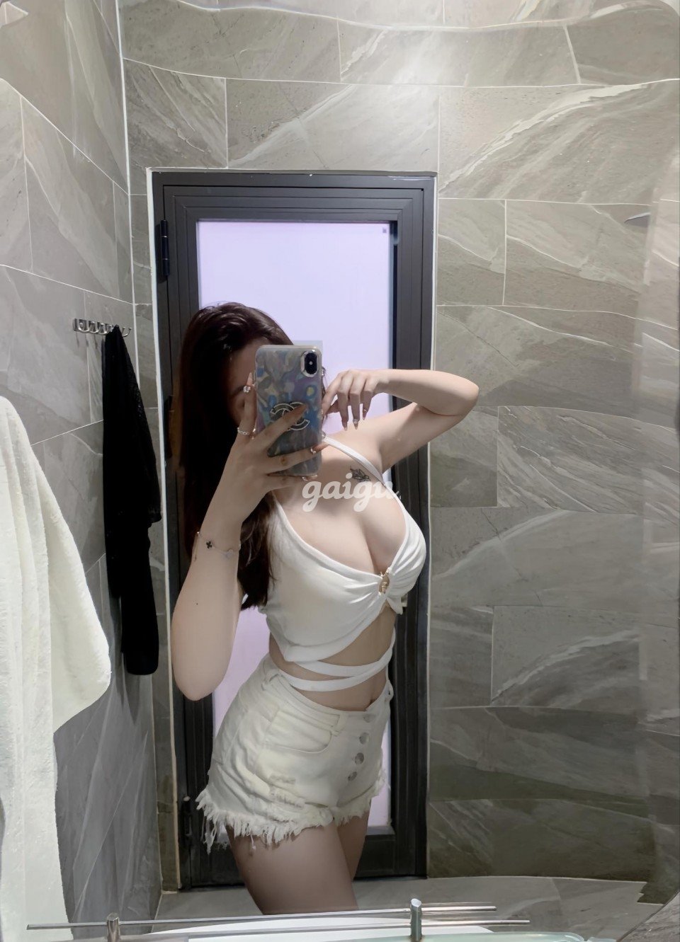 Trúc Ly - 2006. Xinh mọi góc nhìn . Tự nhiên 100 .