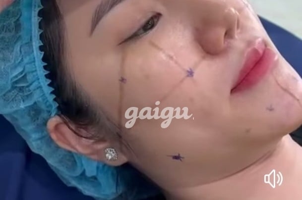 Hót   Ngọc  Tuyền