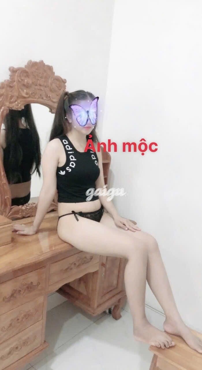 NEW❤️ VÂN ANH 2K3❤️XINH XẮN DỄ THƯƠNG,VẾU MÔNG CĂNG TRÒN