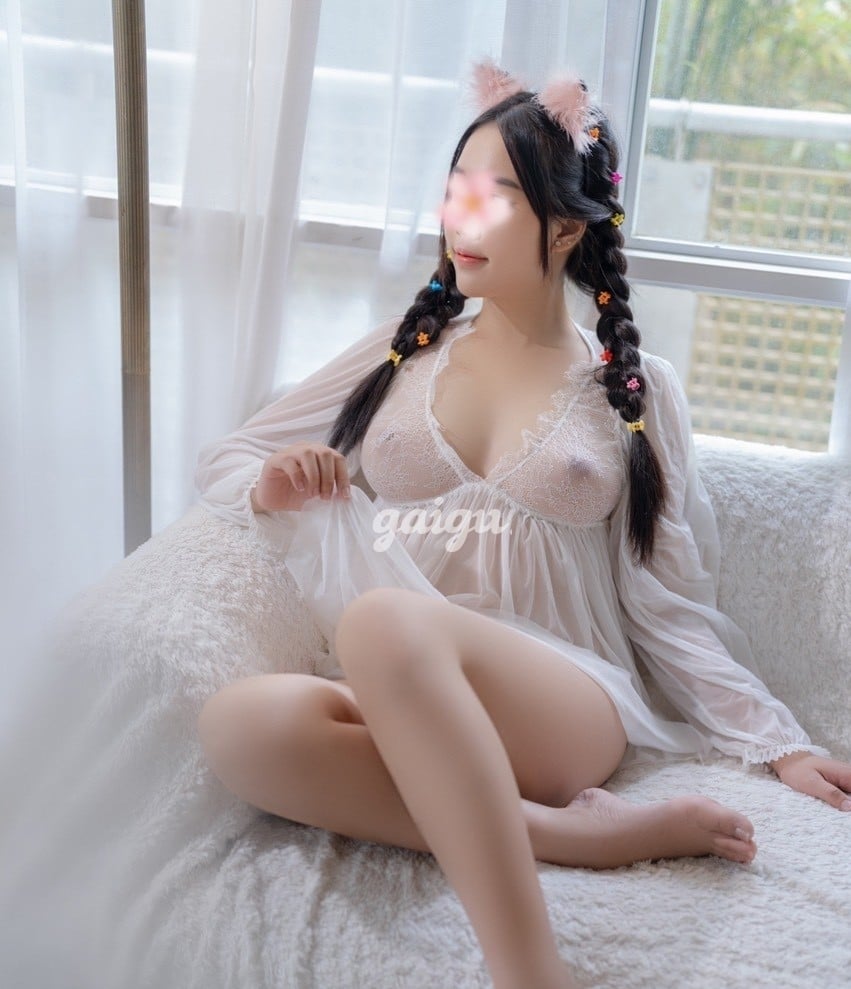 1M66✨ NEW 2K5✨ MINH ANH✨ Gái Mới Lớn Non Xanh Tươi Mơn Mởn