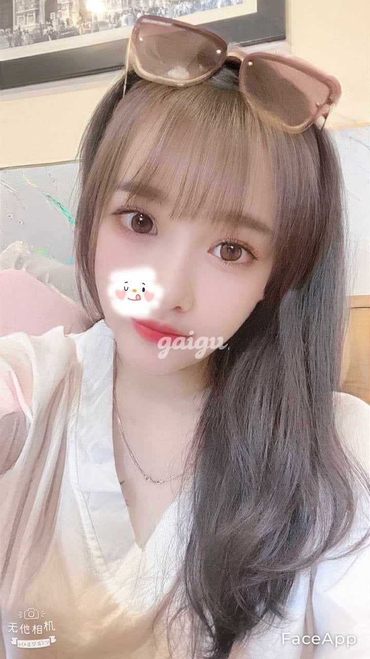 LINH LINH ❤️ NGỰC TO , CỰC KÌ ĐÁNG YÊU , TÌNH CẢM CHU ĐÁO