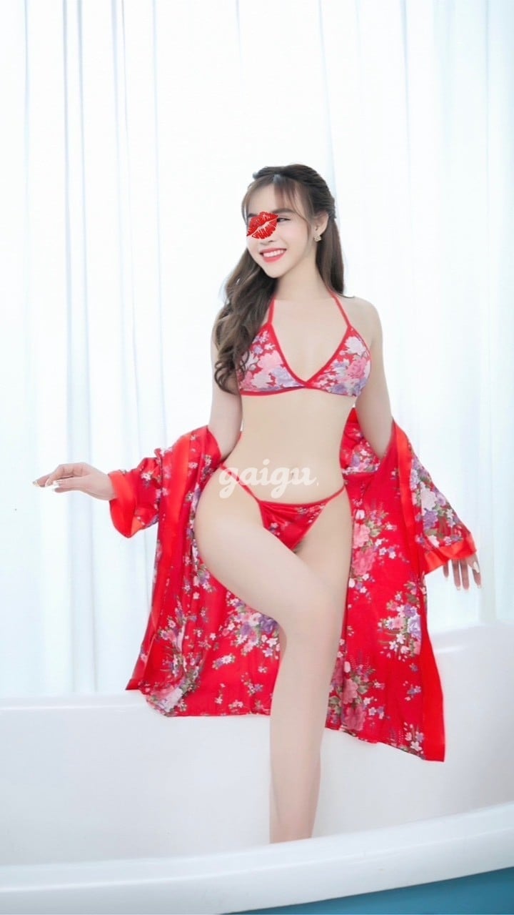 ⭐NEW⭐ HẠ VY - EM GÁI LẦN ĐẦU XUỐNG PHỐ - HÀNG MỚI LÊN SÓNG