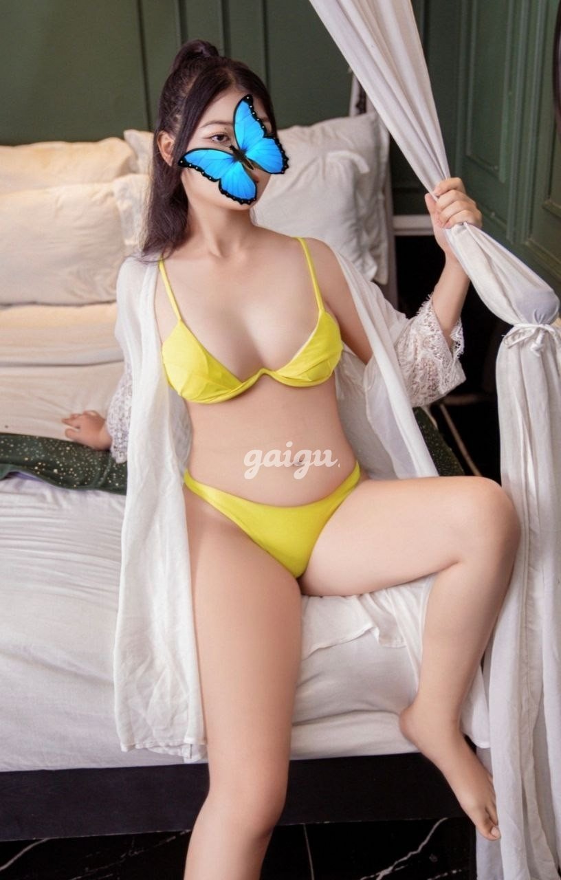 BÍCH CHI - EM GÁI NON TƠ BODY CỰC PHẨM.