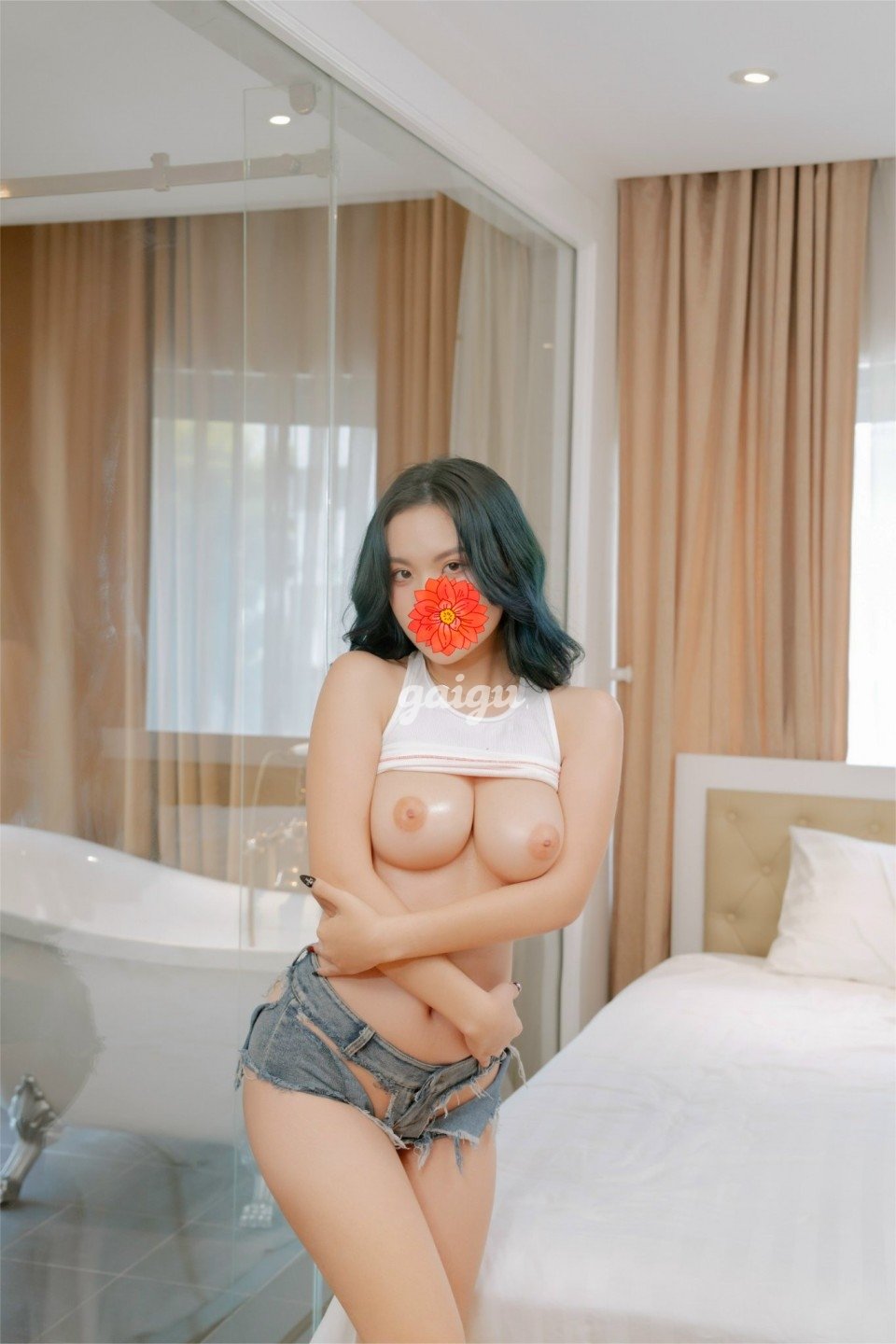 Bé LY HOT BODY SEXY GỢI DỤC,VÚ ĐẸP,BÍM MÚP,MÔNG CONG DOGGY CHUẨN BÀI