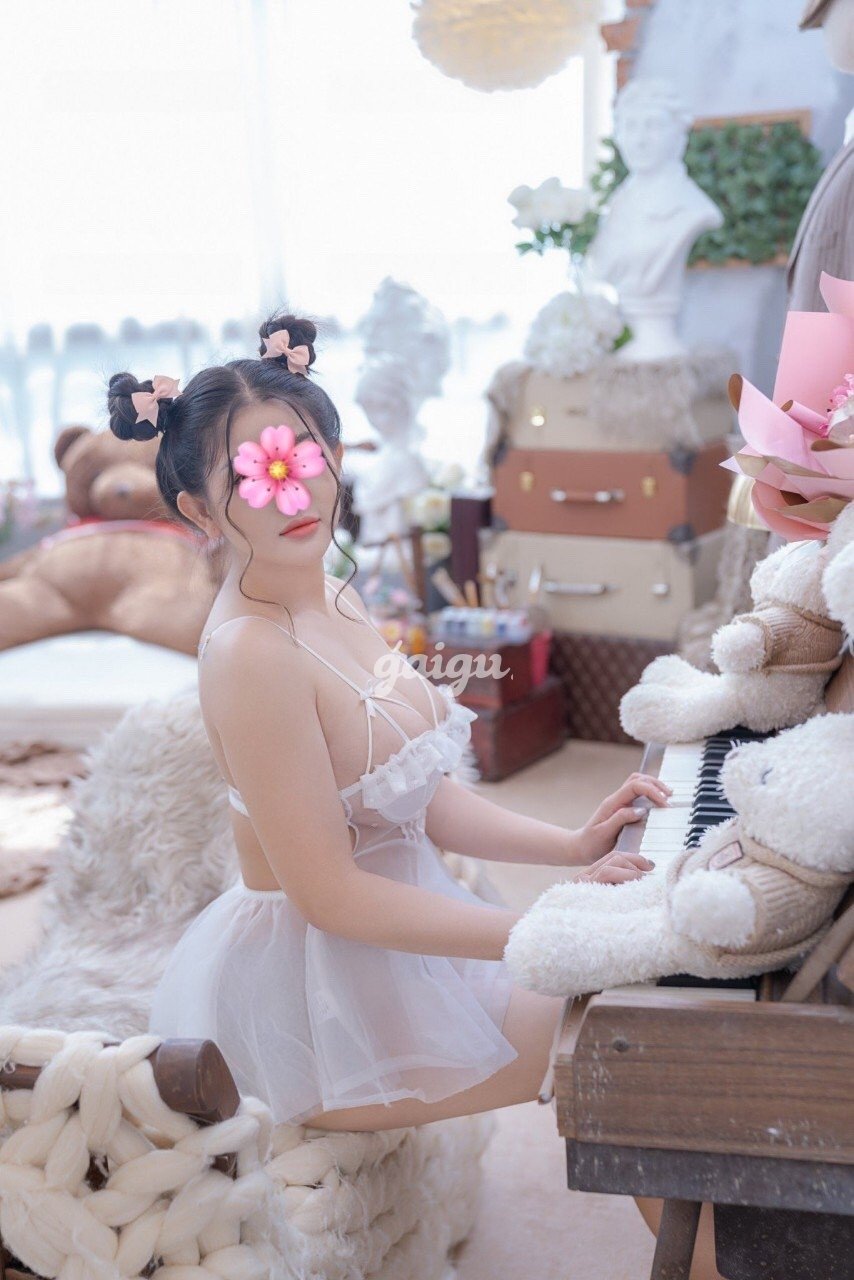 Khánh Vân Baby ❤️Hot Face Dâm Xinh Chiều Chuộng Như Người Yêu