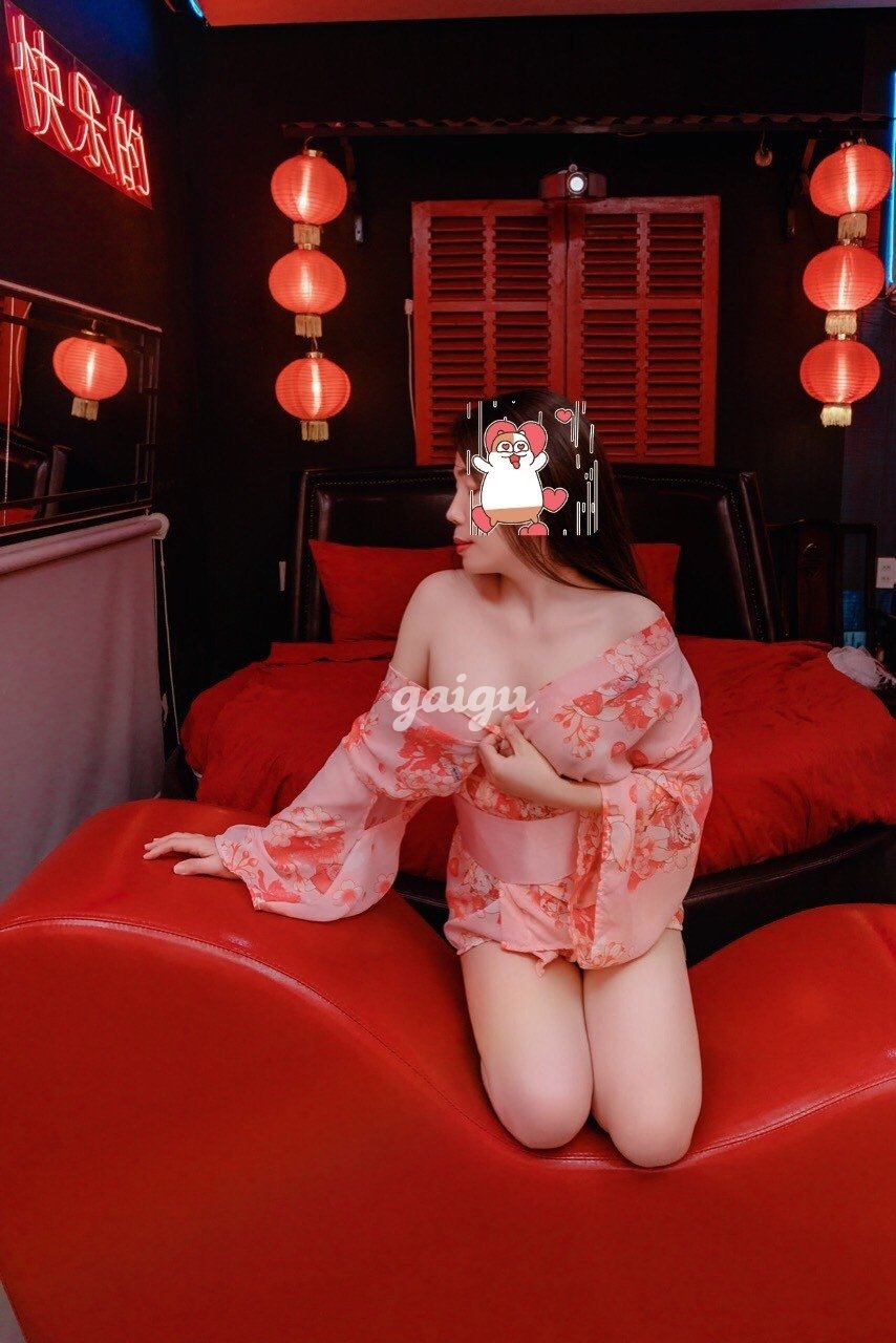 ĐIÊU THUYỀN - COMBO MASSAGE RỒI CHỊCH