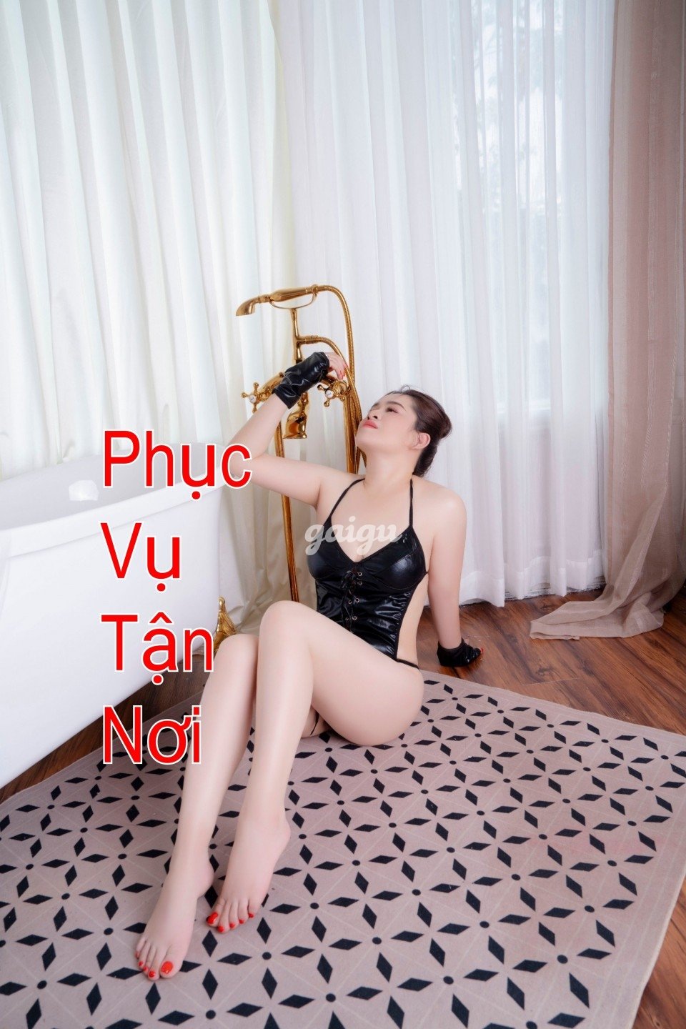 MINH CHÂU - LẦN ĐẦU LÀM NGHỀ