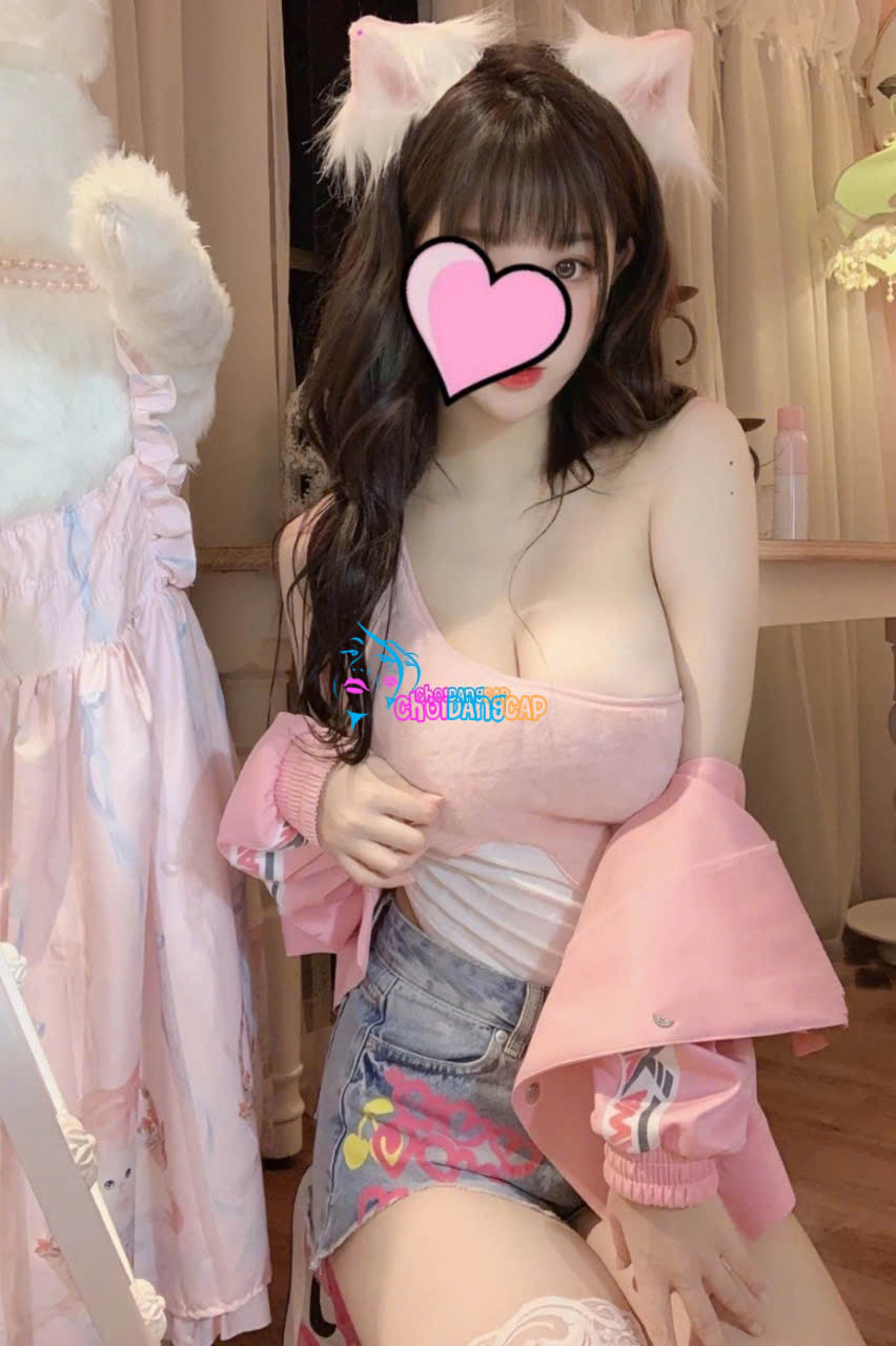 600k - Trần duy hưng ,, Hương Ly ,, vẻ đẹp tự nhiên , bím khít nhiều nước,